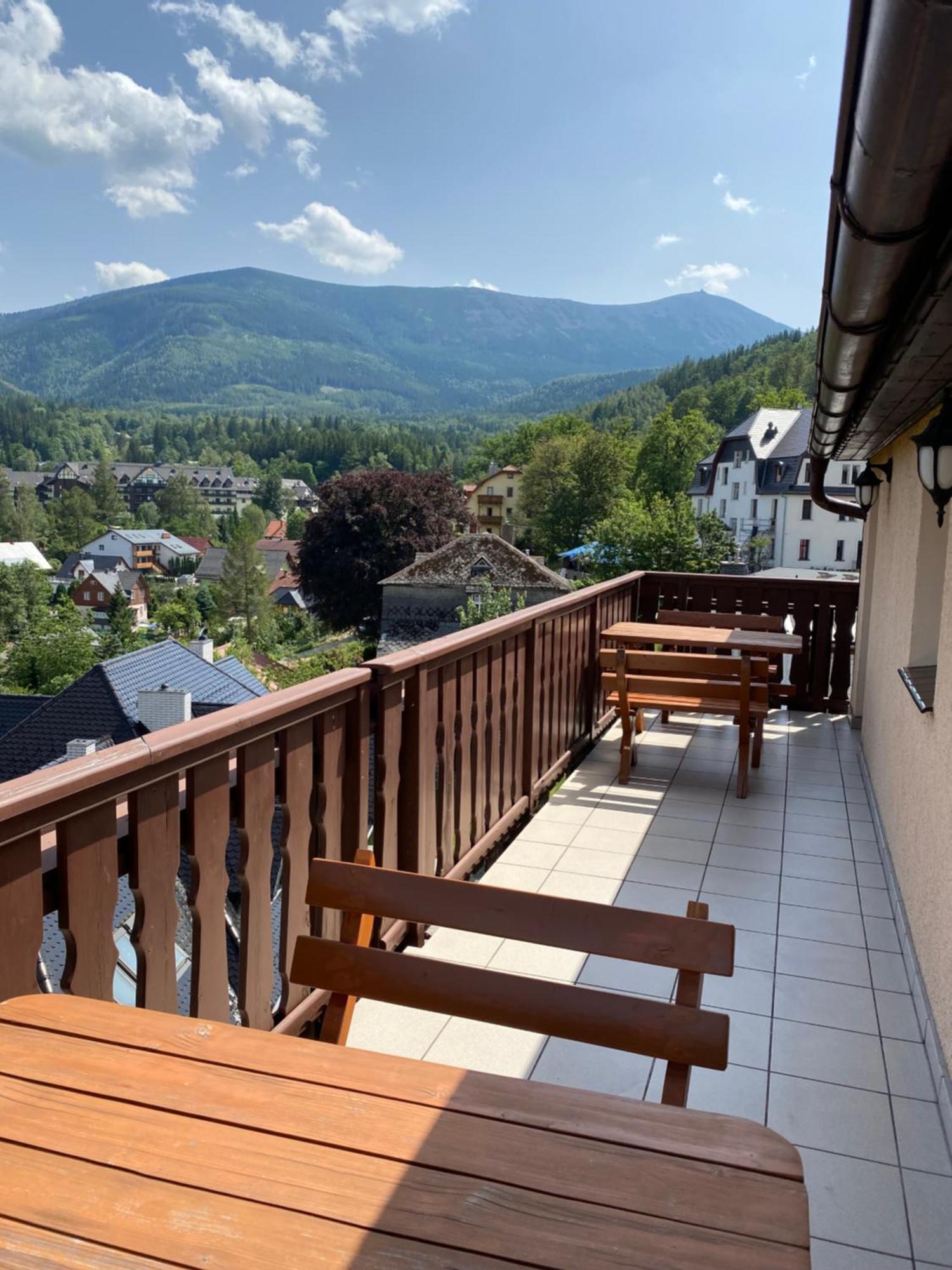 Hotel Ostoja à Karpacz Extérieur photo